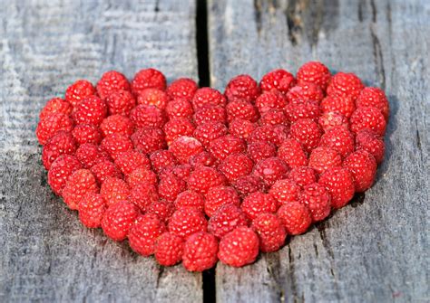 Raspberries: Nutrition Facts & Health Benefits - HubPages