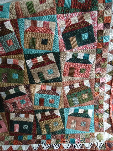 The Nifty Stitcher: Happy Scrappy Houses