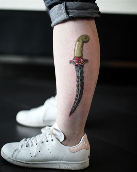 Lou's Realistic Dagger Tattoo - Mike Knot