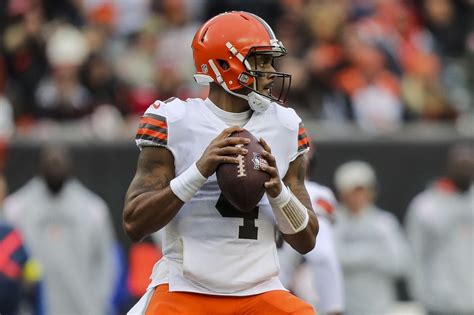 WATCH: Deshaun Watson Scores First Touchdown as Member of Cleveland ...