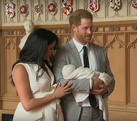 Meghan Markle Is 'Happy' Her Post-Baby Body Sets 'A Realistic Example ...