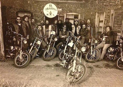 52 years of story EL FORASTERO Mc 1962-2015 | Biker photography, Motorcycle clubs, Biker life