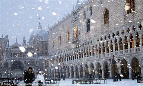 Winter in Venice can mean several inches of SNOW both on land and on water. Here we are in the ...