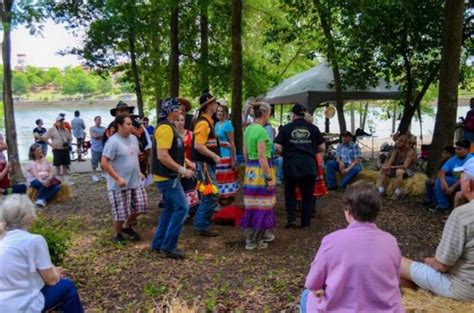 See! 2,000 Turn Out for the Inaugural Muscogee-Creek Native American Art Fair in Phenix City, AL ...