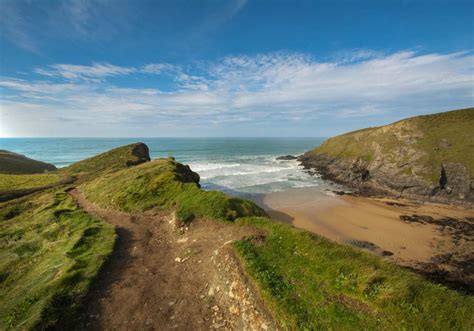 15 Best Beaches in Newquay, England - Goats On The Road