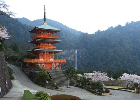 Hiking the Kumano Kodo in Japan ⋆ The World As I See It