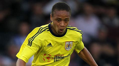 Bristol City teenager Bobby Reid has signed a new contract at Ashton ...