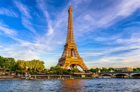 Top 10 Famous Landmarks in the World | Most Famous Man-made Monuments