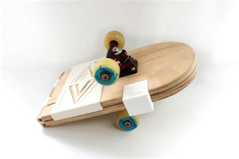 Foldable Skateboard (2015) on Behance