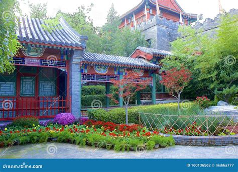 Fragrant Hills Park in Beijing, China Stock Photo - Image of gardens ...