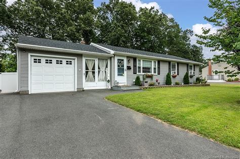 4 Cloud St, Enfield, CT 06082 | Zillow