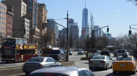 West Side Highway needs a traffic safety overhaul, NYC officials say ...