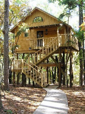 TREEHOUSE COTTAGES - Prices & Campground Reviews (Eureka Springs, AR)