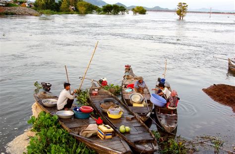 Discover Vietnam: Mekong River Delta Tour in flood season - Vietnam Visa Services | Landing visa ...