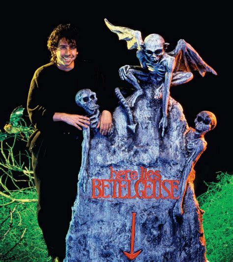 Tim Burton Returning to Direct BEETLEJUICE 2 — GeekTyrant