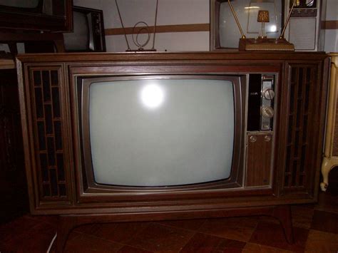 Electronics, Cars, Fashion, Collectibles, Coupons and More | Vintage tv ...