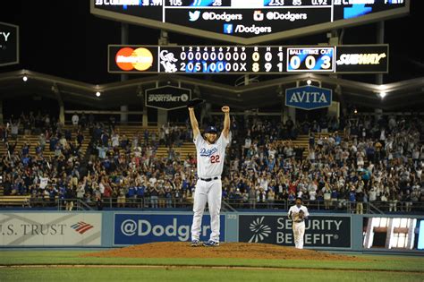 The Top 10 Greatest Moments in Dodger Stadium History | Discover Los ...