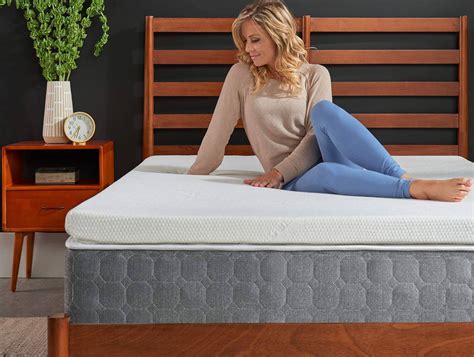 Best Mattress Topper for Side Sleepers 2023 - Top 7 Comparison