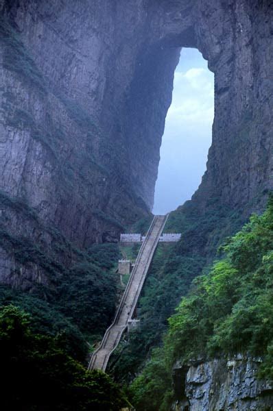 Heaven's stairs, Tian Men Shan, China photo on Sunsurfer