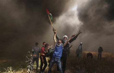 Nine Killed in Gaza as Palestinian Protesters Face Off With Israeli ...