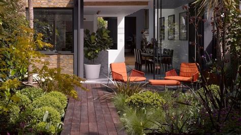 Outdoor furniture colors to avoid – 4 impractical choices | Livingetc