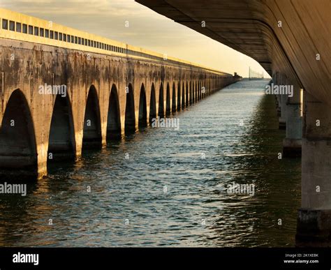 Seven Mile Bridge Stock Photo - Alamy