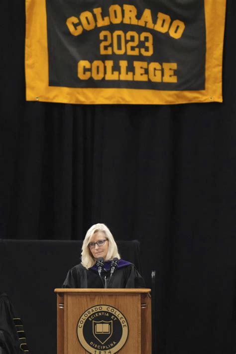 Liz Cheney urges graduates not to compromise with the truth in ...