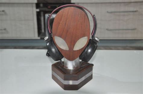 RGB Alienware Headphone Stand