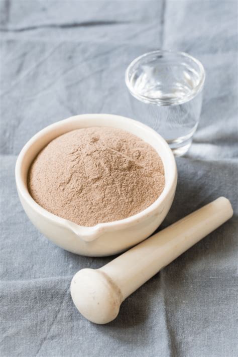 Rhassoul Clay Benefits for Skin: How to Use, Where to Buy + DIY Recipes ...