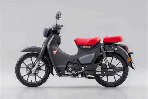 2022 Honda Super Cub 125 Boosts Power and Efficiency, Keeping Its Famous Style - autoevolution