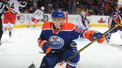 Why Connor McDavid Should Win Rookie of the Year | TheHockeyFanatic