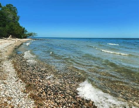 10 Best Lake Michigan Beaches in the Milwaukee Area (2024) - Milwaukee With Kids