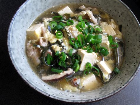 Kombu (Kelp) & Tofu Soup – Hiroko's Recipes