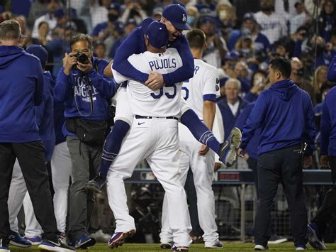 The Dodgers trump the Cardinals with a late game walk-off home run : NPR