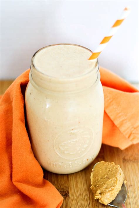 Creamy Peanut Butter Jelly Smoothie - Daily Smoothie