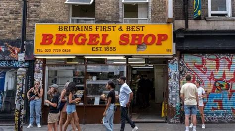 Mystery as famous Brick Lane bagel shop famed for 'never closing' shuts its doors - Mirror Online