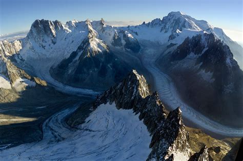 Types of Glaciers (and how they behave) - Extreme Ice Survey