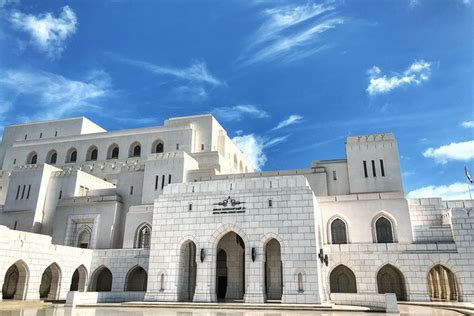 Muscat Private City Sightseeing Tour 2024