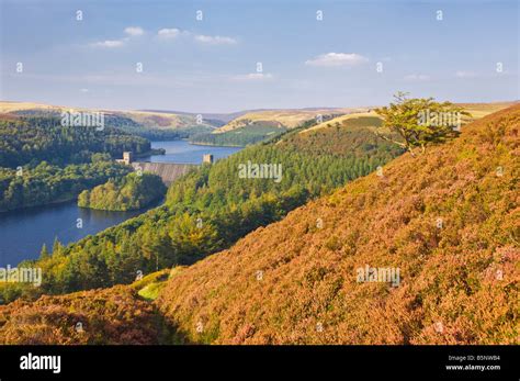 Howden reservoir Dam Derbyshire Peak district national park Derbyshire ...