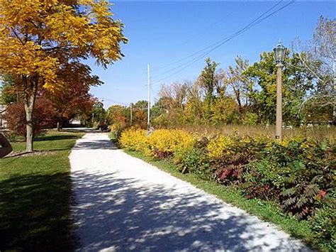 Illinois Prairie Path Photos | TrailLink