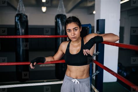 Female boxer inside a boxing ring Photo (133760) - YouWorkForThem