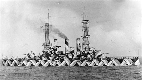 Image result for razzle dazzle ships Dazzle Camouflage, Camouflage ...