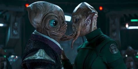 'The Mandalorian' Season 3: Gimme More of the Mon Calamari/Quarren Romance!