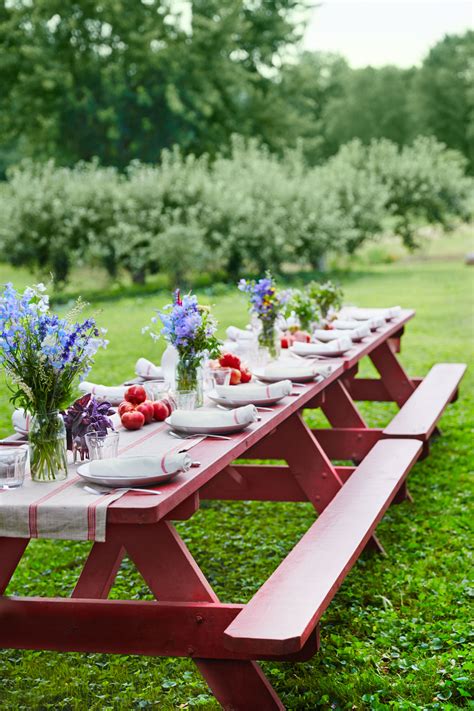 37 Table Decoration Ideas For A Summer Garden Party | Table Decorating Ideas