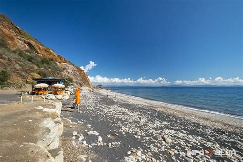 Photographs of the beaches on the Island of Elba