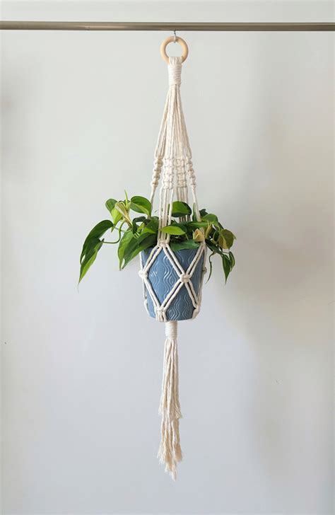 MACRAME PLANT HANGER, hanging planter, plant holder, houseplant ...