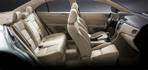 2011-Suzuki-Kizashi-Interior-Seating-View - The Supercars - Car Reviews ...