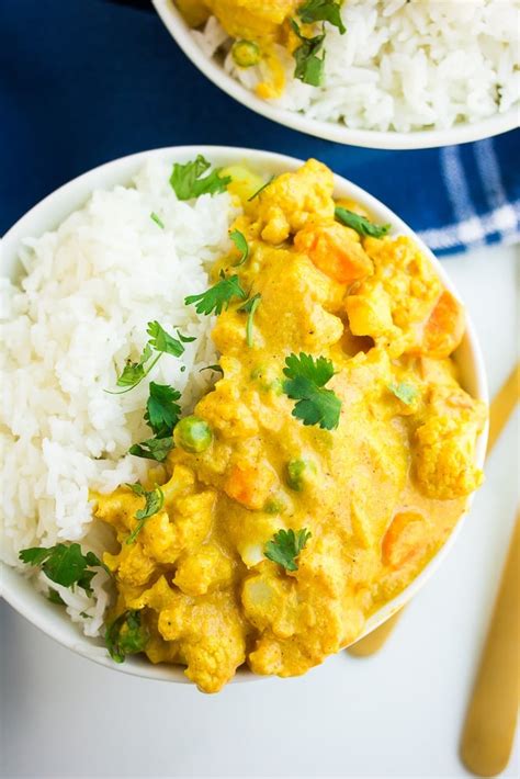 Quick and Easy Vegetable Korma - Nora Cooks