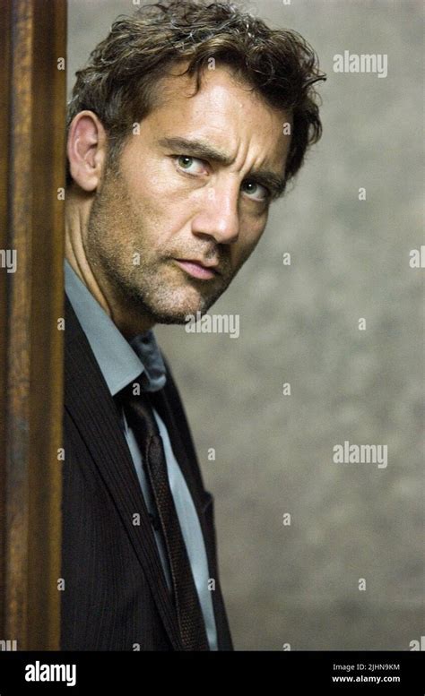 CLIVE OWEN, CHILDREN OF MEN, 2006 Stock Photo - Alamy