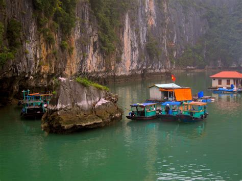 3 Day Tour of Halong Bay, Vietnam